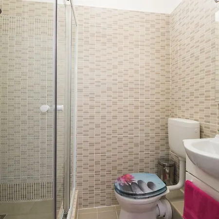 דירה Mango Apartman אגר