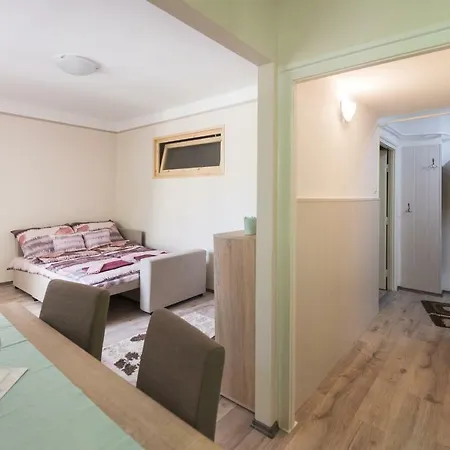 Apartment Mango Apartman Erlau